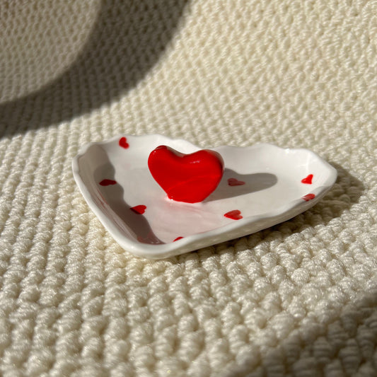 Handmade Heart-Shaped Ceramic Jewelry Dish – Perfect Gift for Loved Ones